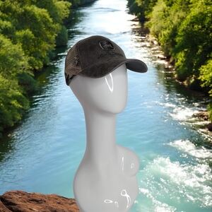 JOHN DEERE CHARCOAL AND‎ CAMO CAP ONE SIZE